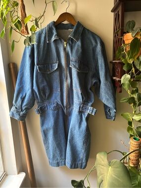 Vintage Denim Zip‑Front Jumpsuit - Classic Blue